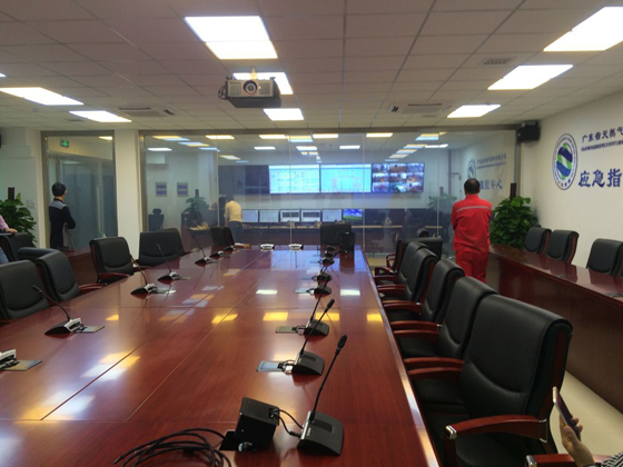 調(diào)光玻璃隔斷通電狀態(tài) 調(diào)光玻璃隔斷通電狀態(tài)