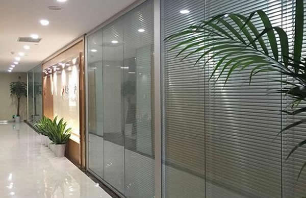 不銹鋼玻璃隔斷