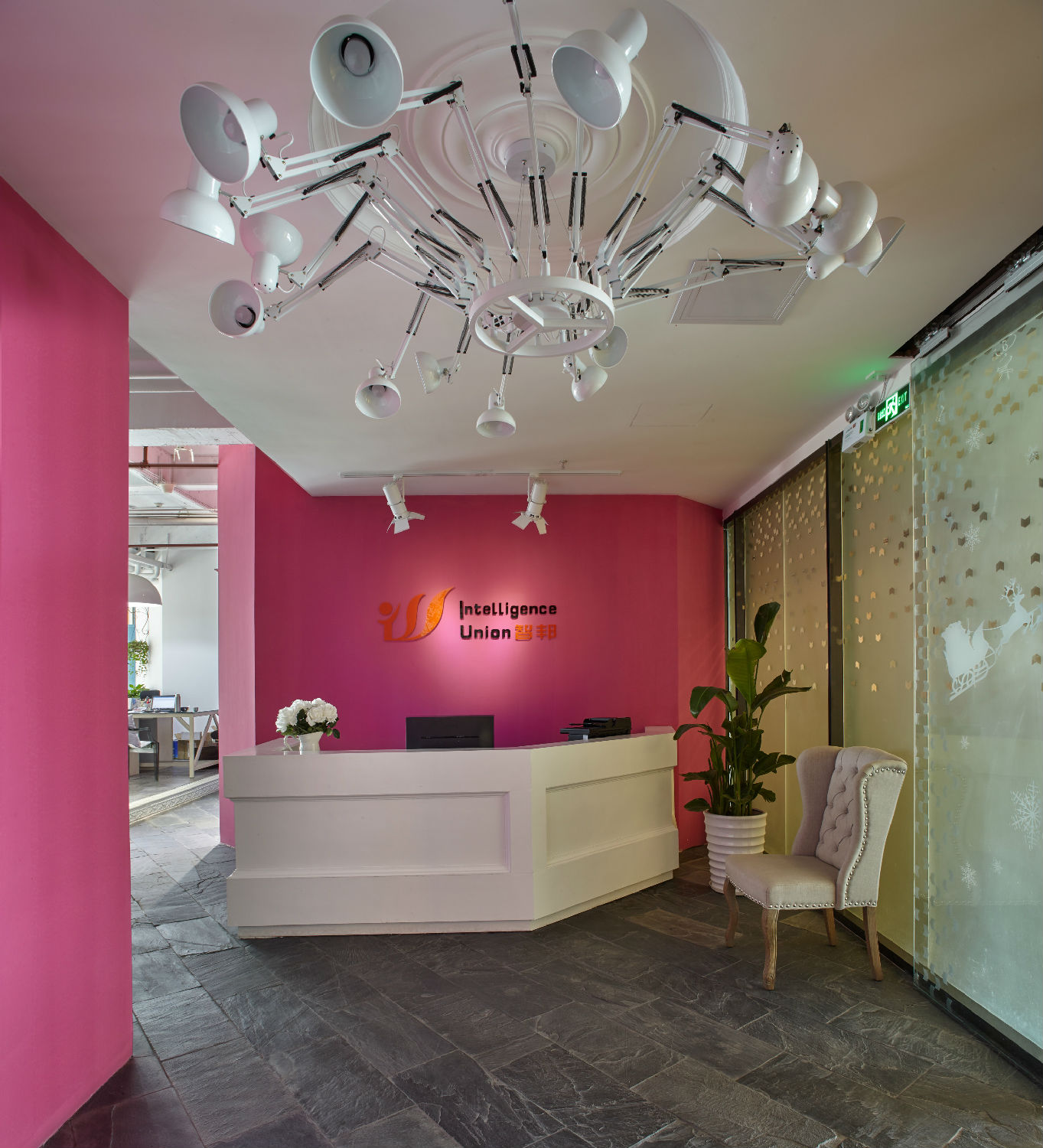 CgooeVny8ESA8AlmABRbifOmhWg899.jpg CgooeVny8ESA8AlmABRbifOmhWg899.jpg