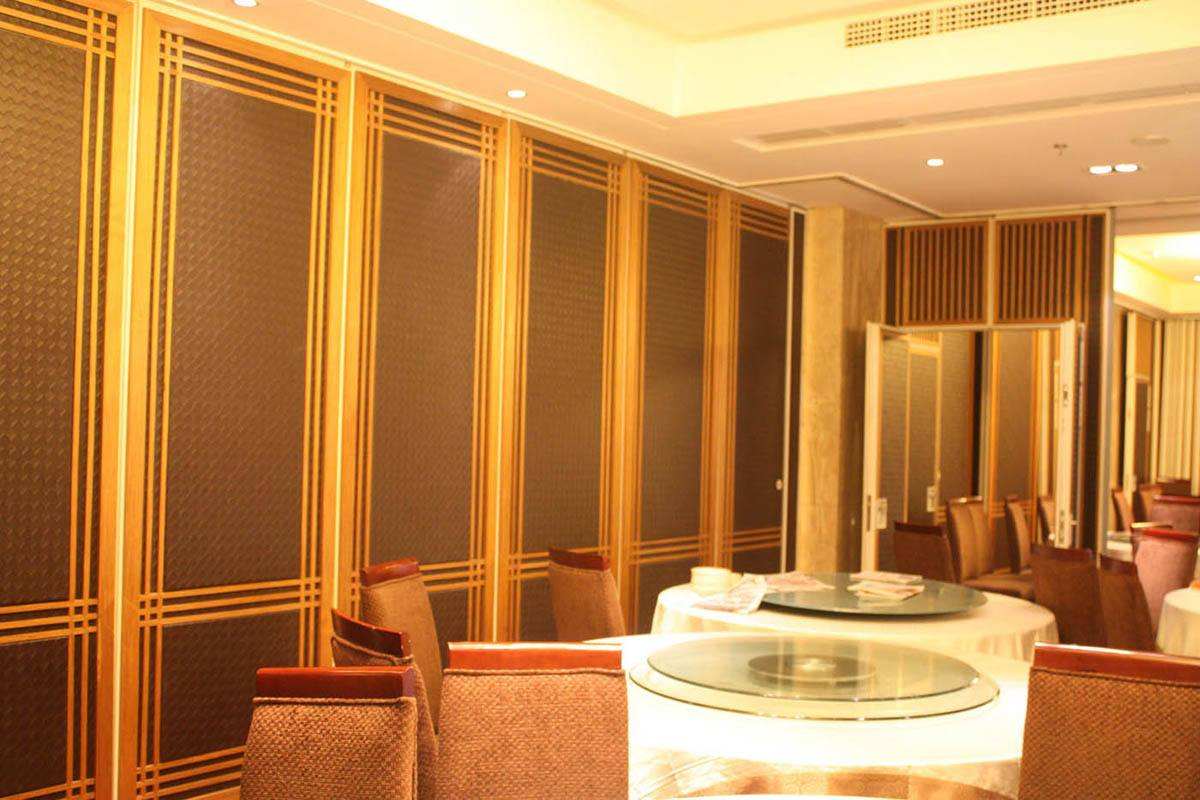 移動(dòng)隔斷 移動(dòng)隔斷